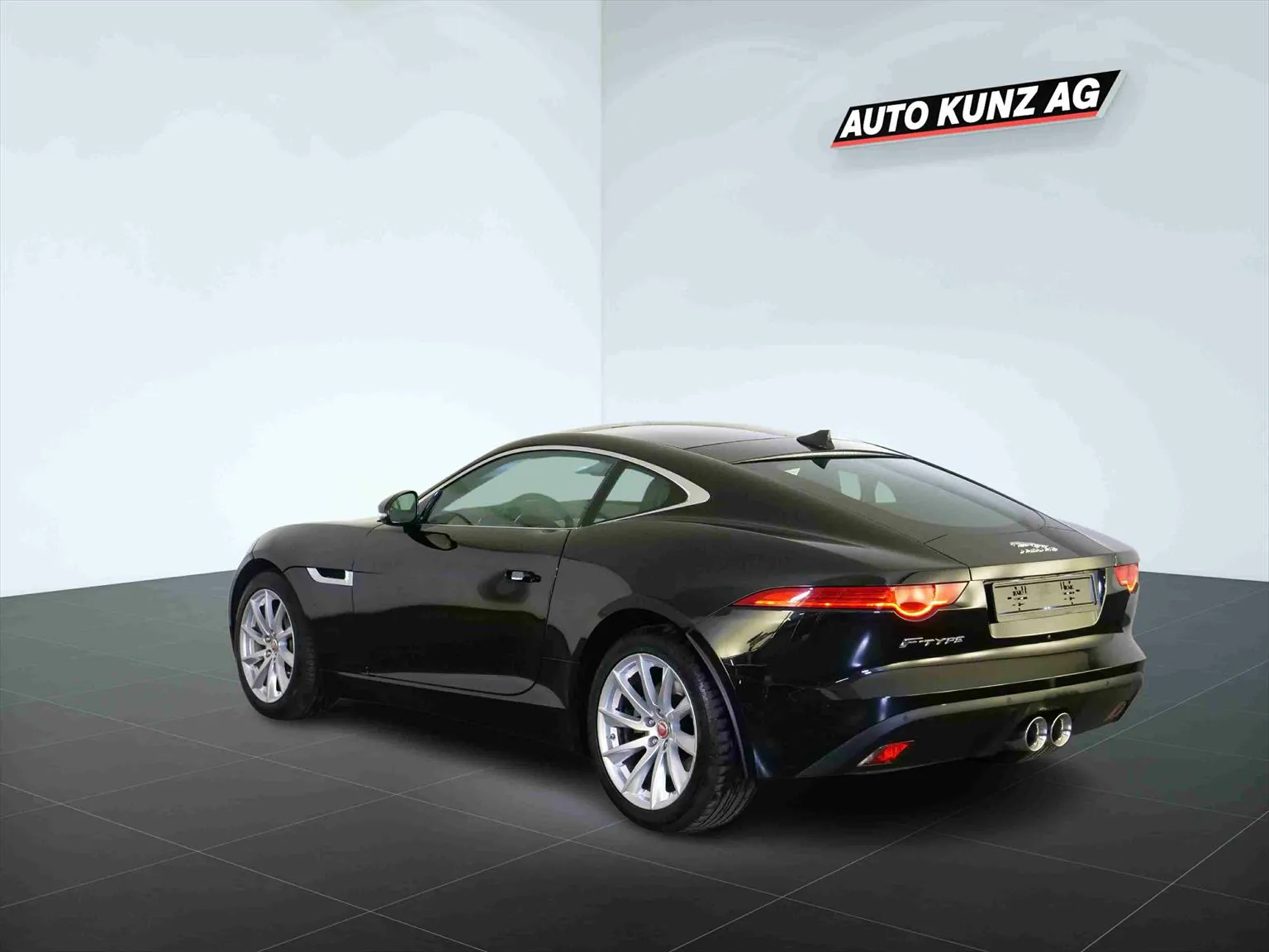 Jaguar F-Type 3.0 V6 S/C  Image 2