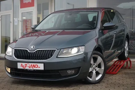 Skoda Octavia Combi 1.8 TSI Elegance... 